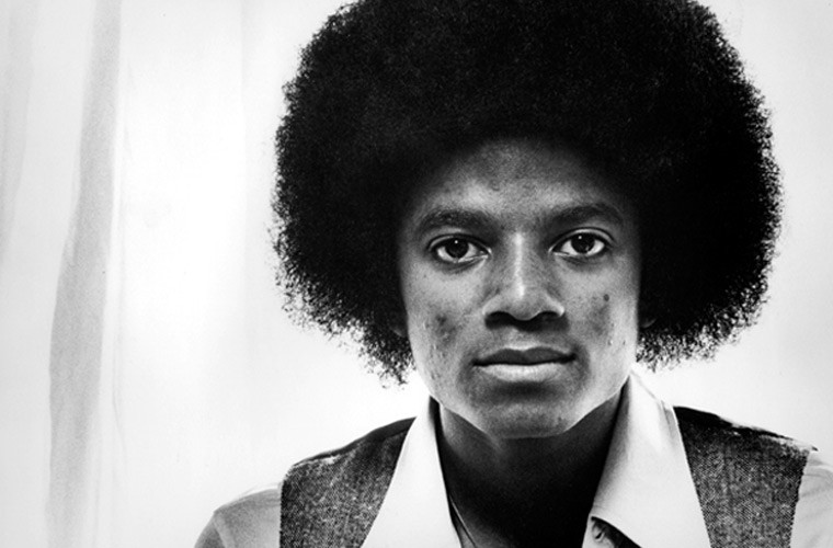 Khuon mat Michael Jackson bi pha hong the nao sau dao keo